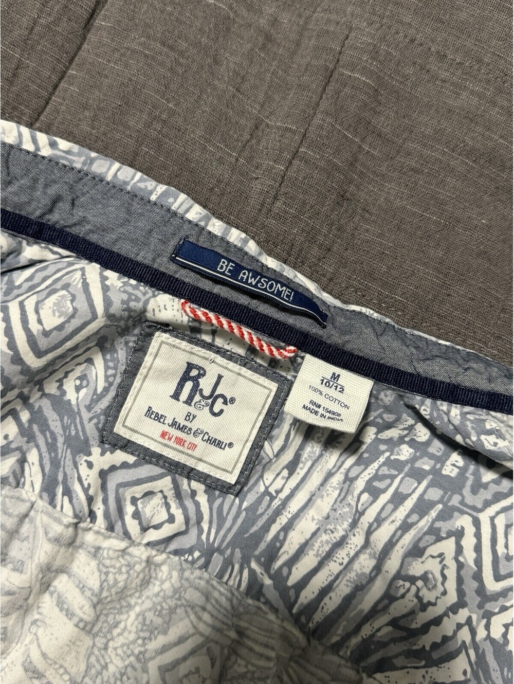 RJ & C Dress Shirt Boys Size M 10/12 Blue/Gray and White Print - Picture 3 of 3